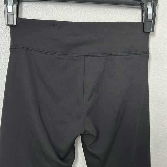 Cute black knee length leggings - Picture 5 of 6